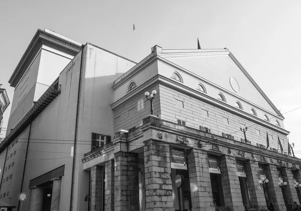 Black and white Carlo Felice opera house Genoa — Stock Photo, Image