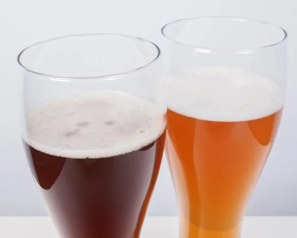 Two glasses of German beer — Stock Photo, Image