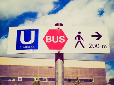 znak ubahn wyglądowi retro