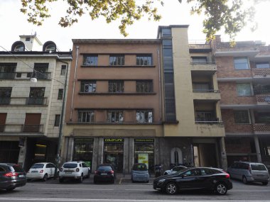 TURIN, İtalya - CIRCA ECTOBER 2021: 23 Corso Moncalieri 'deki Casa Verona evi, modern rasyonalist mimari Ottorino Aloisio tarafından tasarlandı