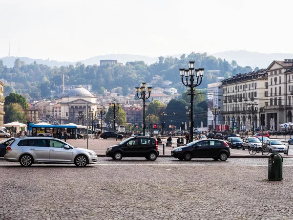TURIN, İTALYA - CRCA ECTOBER 2021: Piazza Vittorio Emanuele II Meydanı