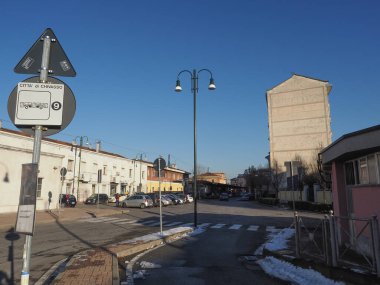 CHIVASSO, İTALYA - ÇİRKA ARALIK 2021: