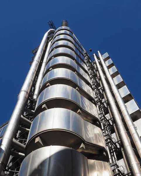 Circa 2019年9月 由建筑师理查德 罗杰斯设计的伦敦高科技摩天大楼劳埃德 — 图库照片