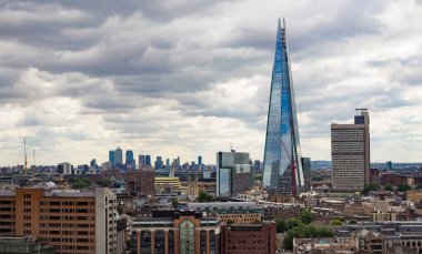 Londra, Birleşik Krallık 'ta şehrin ufuk çizgisi
