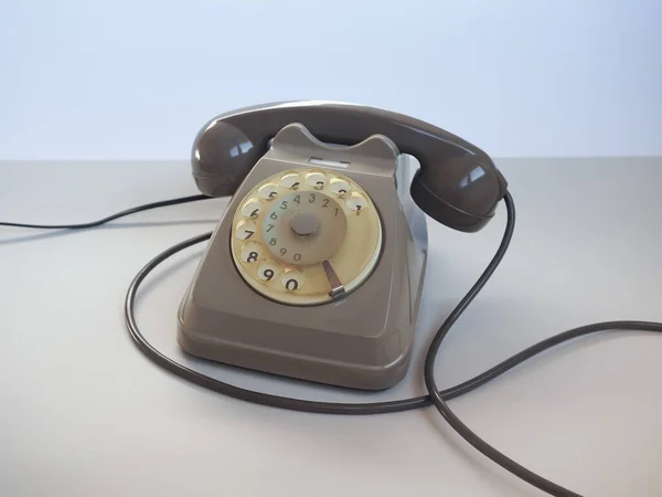 ヴィンテージグレー回転ダイヤルアナログ固定電話 — ストック写真