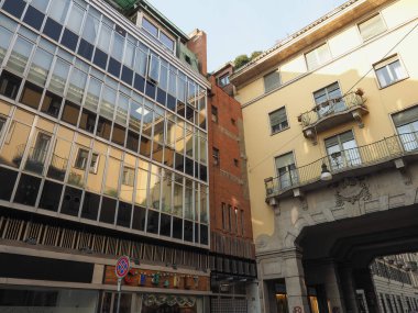 TURIN, İTALYA - CIRCA FEBRUARY 2022 Via Giolitti 18 ofis binası mimarlar Gino Becker ve Josef Rosenthal tarafından 1960 'larda inşa edildi.