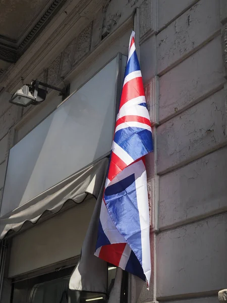 Birleşik Krallık bayrağı namı diğer İngiliz bayrağı