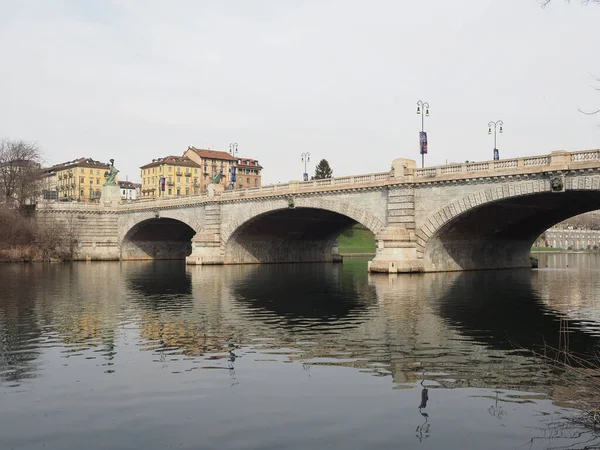 Turin Talya Crca Şubat 2022 Nehri Üzerindeki Ponte Umberto — Stok fotoğraf