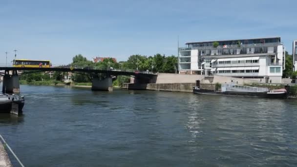 Regensburgo Alemanha Circa Junho 2022 Vista Panorâmica Rio Danúbio — Vídeo de Stock