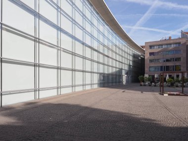 NUERNBERG, ALMANY - CRCA HAZİRAN 2022: Neues Müzesi çevirisi Yeni Müze