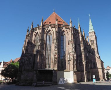 NUERNBERG, GERMANY - CIRCA HAZİRAN 2022: Frauenkirche, çeviri: