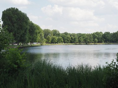 Kleiner Dutzendteich Gölü Nuernberg, Almanya