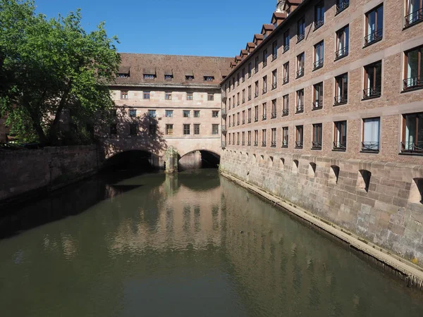 Heilig Geist Spital Translation Holy Spirit Hospital Pegnitz River Nuernberg — Zdjęcie stockowe