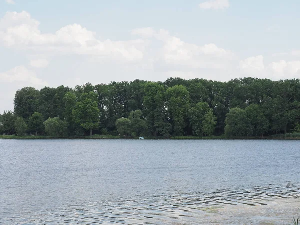 Озеро Kleiner Dutzendteich Нюрнберзі Німеччина — стокове фото