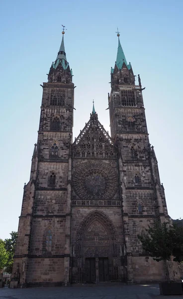 San Lorenz Traducción San Lorenzo Iglesia Evangélica Luterana Nuernberg Alemania —  Fotos de Stock