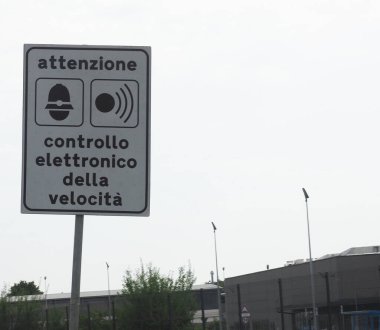 controllo elettronico della velocita sign, translation electronic speed check