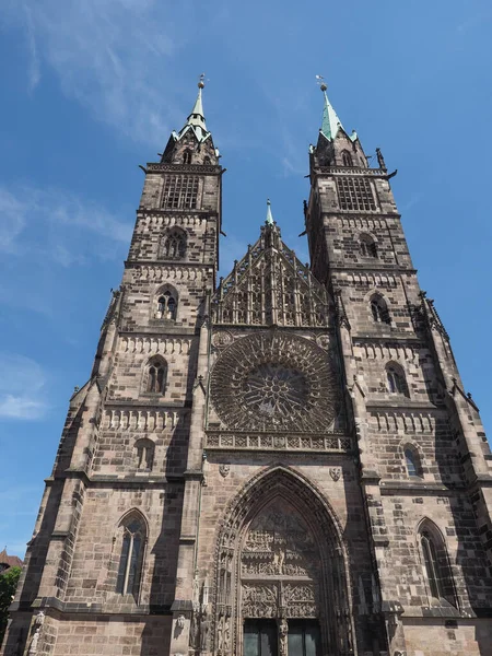 San Lorenz Traducción San Lorenzo Iglesia Evangélica Luterana Nuernberg Alemania —  Fotos de Stock