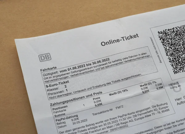 Берлин Германия Circa August 2022 Летний Билет Deutsche Bahn Евро — стоковое фото