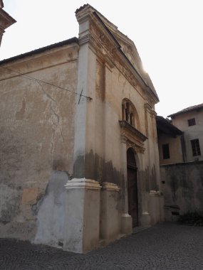 Confraternita dei disciplinanti della Immacolata Concezione translation Brotherhood of the discipliners of the Immaculate Conception church in Alice Castello, Italy