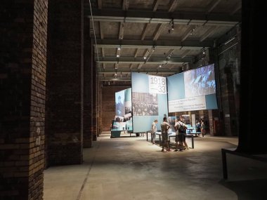 NUERNBERG, GERMANY - CIRCA HAZİRAN 2022: Kongresshalle Kongre Salonu, mimar Rudy Ruff ve Franz Ruff tarafından Nazi partisinin miting alanı olarak tasarlandı