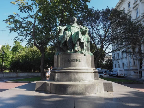 Vienna Ausztria Circa Szeptember 2022 Goethedenkmal Translation Goethe Emlékmű Edmund — Stock Fotó