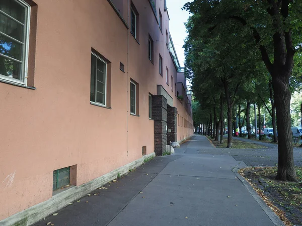 奥地利维也纳海利根施塔特的Karl Marx Hof住宅区 — 图库照片