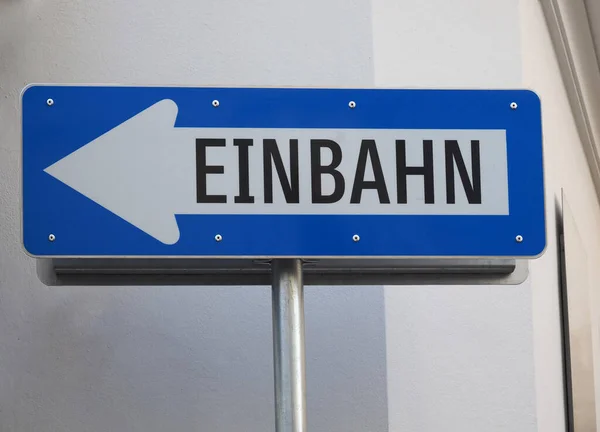 Traduction Einbahn Sens Unique Panneau Signalisation Routière — Photo