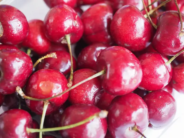 Red Cherry Scientific Name Prunum Vegetarian Fruit Food — Stock Photo, Image