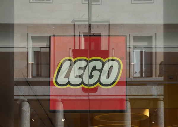 Turin Italien Circa September 2022 Skylt Mot Lego Storefront — Stockfoto