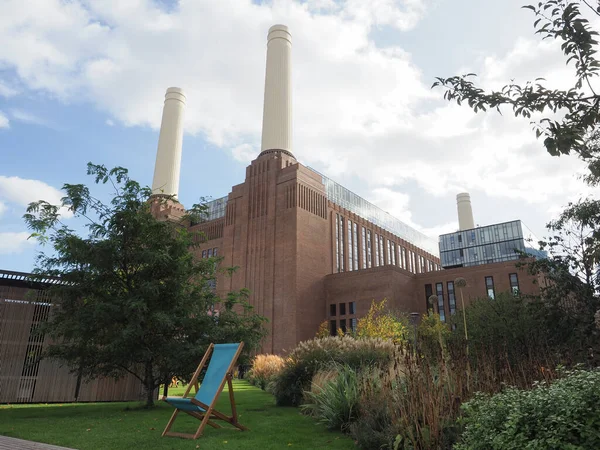 Σταθμός Ενέργειας Battersea Στο Λονδίνο Ηνωμένο Βασίλειο — Φωτογραφία Αρχείου