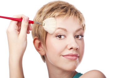 makyaj. kalıcı makyaj yüz