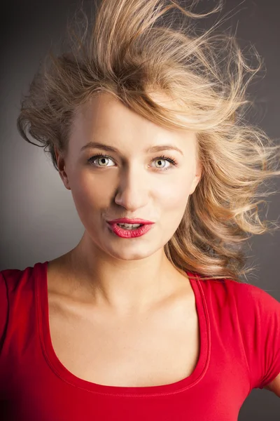 Elegancka blondynka. portret — Zdjęcie stockowe