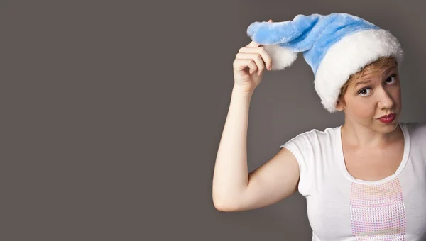 Feliz y sorprendida hermosa mujer de Navidad — Foto de Stock