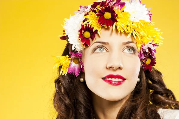 Aantrekkelijke vrouw met een kapsel — Stockfoto