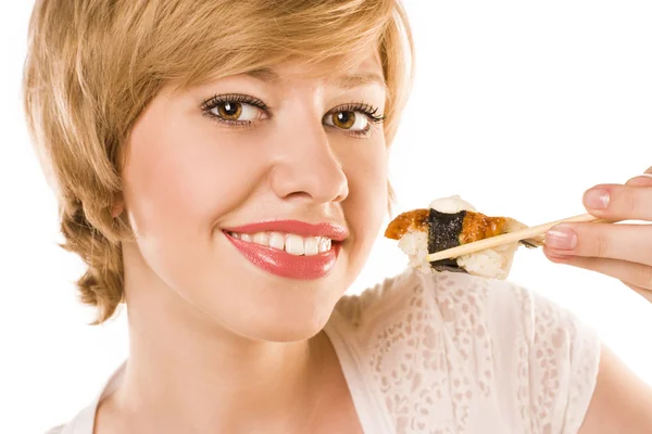 Blonde Frau mit Sushi und Brötchen — Stockfoto