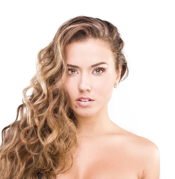 Brown curly hair. Fashion model over white background — Stock Photo, Image