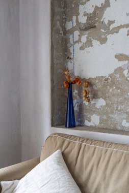 Modern oturma odası, küçük daire.