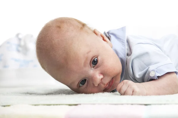 Retrato de primer plano del bebé niño — Foto de Stock