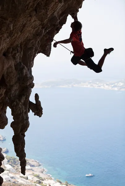 Rock climber on a cliff, kalymnos Island, Greece — Stock Photo, Image