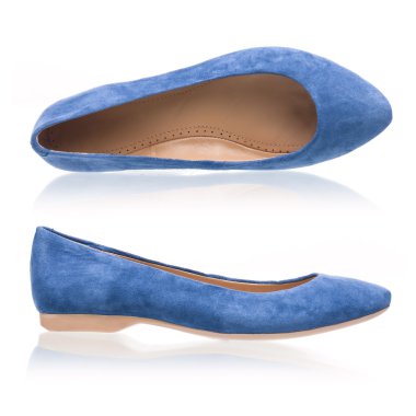 İki kadın süet ayakkabı beyaz üzerinde