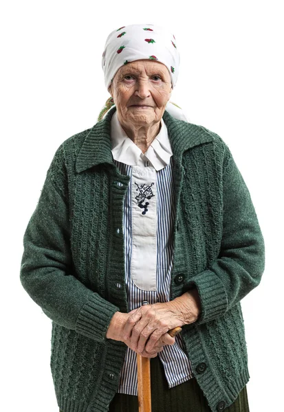 Porträt einer Seniorin, die in die Kamera blickt — Stockfoto