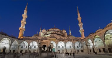 İstanbul 'daki mavi cami, hindi.
