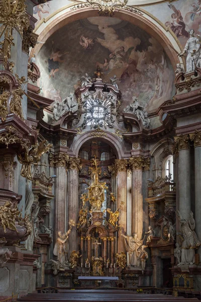 Sint-Nicolaaskerk in Praag — Stockfoto