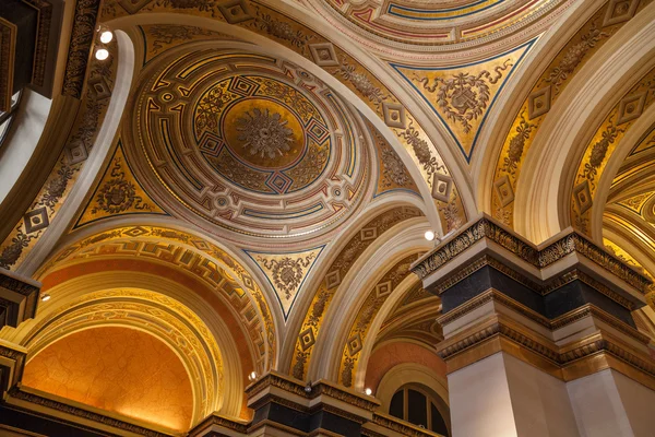 Dome in de wiener musikverein. — Stockfoto