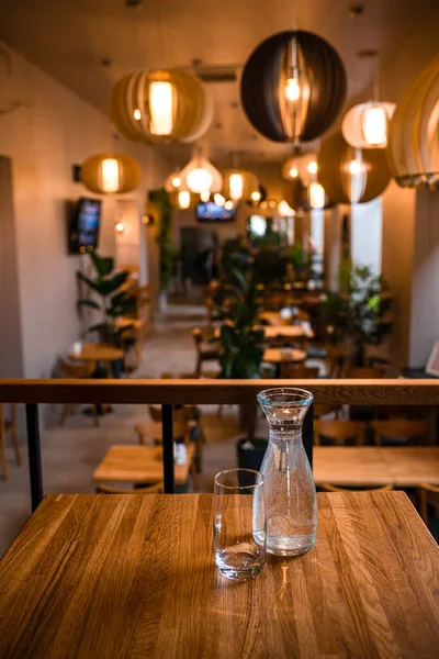 Beautiful Interior Restaurant Wooden Tables Chairs Interior Restaurant Cafe Table — Stock Photo, Image