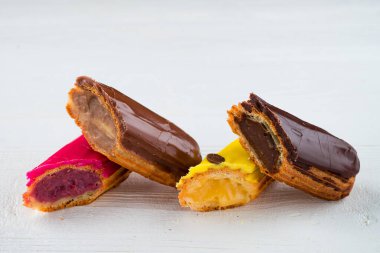 Eklem kesimi koleksiyonu, çok renkli eklemler dekore edilmiş. Tatlı tatlı.