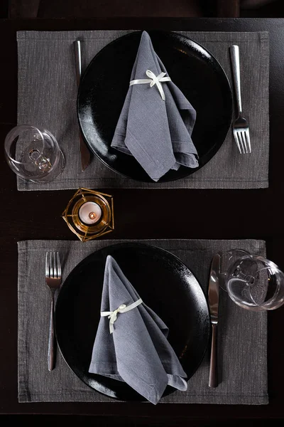 Mesa Bellamente Establecido Con Platos Vacíos Vasos Restaurante Banquete Mesa — Foto de Stock