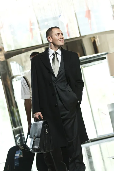 Business person arrives to the hotel — Stock Photo, Image