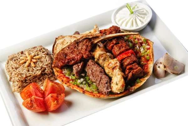 Traditional Arabic mixed barbeque plate — Stock Photo, Image