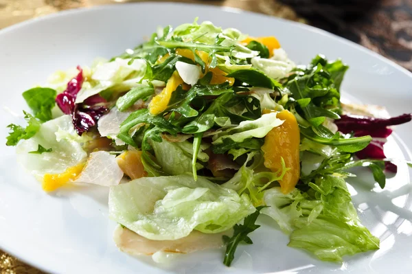 Plaat van meerdere groenten Salade — Stockfoto